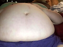 Nagitokowaru's Huge Overstuffed Stomach