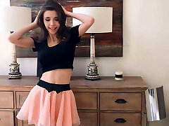 Cute Girl Has Big Boobs Showing Perfect Body JOI