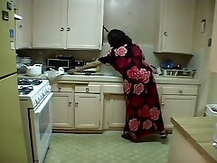 Mature Big Bertha Still Loves The Cock