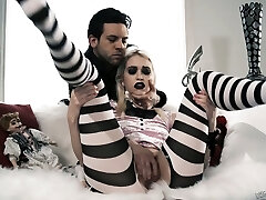 Dirty harlot with mighty makeup Chloe Cherry gets her Gothic ass romped