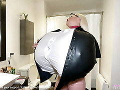 My parfum makes my cupcakes inflate! Leather jacket can't hold it