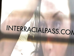 l'ukrainienne nikita reznikova est saine et sauve et pleine de bite noire