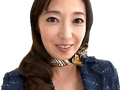 Mature pornstar Otowa Ayako luvs flashing her pussy and tits