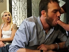 sophia grace, la blonde, découvre que son petit ami est bisexuel