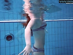 Monstrous bouncing tits underwater