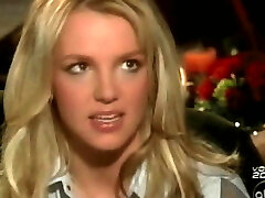 BRITNEY FUCKING SPEARS!