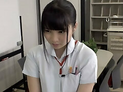 quand j'ai demandé à une nouvelle petite infirmière qui ne cesse de faire des erreurs de me faire une fellation, elle a étonnamment dit oui -3 quand j'ai demandé à une nouvelle petite infirmière qui ne cesse de faire des erreurs de me faire une fellation, elle a étonnamment dit oui -3