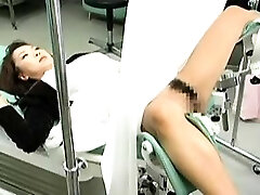 قابل توجه زن پرستار به طور کامل بررسی ، 