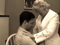 professeur d'italien mature (recoloré ))