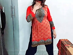 Indian Bhabhi Does Striptease and Nude Dance, Rump Twerking, Shaking Baps