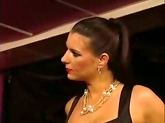 La formation pour un allemand Femelle-Dom