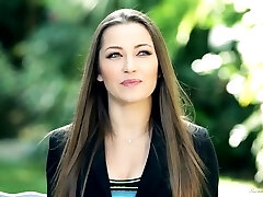 vidéo adulte énergisante interraciale lesbienne excitée vidéo adulte énergisante interraciale lesbienne excitée