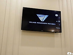 baby-sitter me fait la meilleure pipe avant de baiser