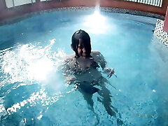 HARD Tearing Up IN THE POOL