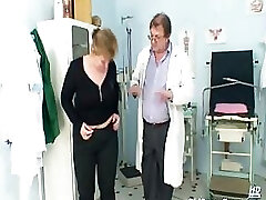 Mature Vilma has her labia properly gyno checked at gynecology office