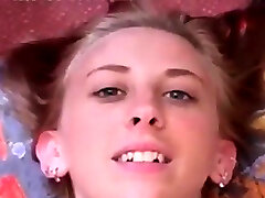 très mignon bukkake (plusieurs visage)