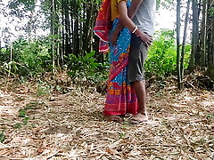 le fils de mon ami a baisé ma chatte dans la forêt