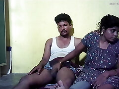 femme de maison du village indien ma grosse bite commence à pousser