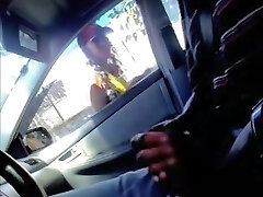 Véritable choc de ce qu'elle a vu dans ma voiture