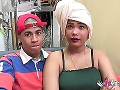 mec, vends-moi ta copine & # 039_parce que je veux la combler... avec mon sperme!