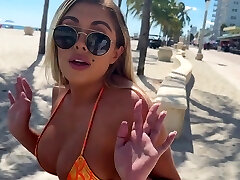 Picked up chesty Latina stranger on the beach for one night stand
