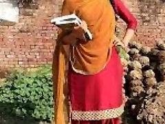 Village lady hard-core banging video in clear Hindi audio deshi ladki ki tange utha kar choot faad did Hindi sex video