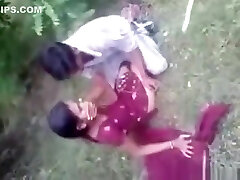 la plus chaude taquine maison, les cheveux longs, la scène porno gros plan