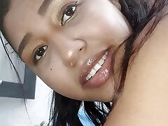 I fuck a university student, she is a very pretty brunette with big titties