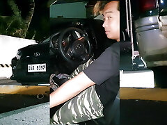 ex petite amie agressive