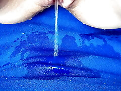Lala Licious - My 1st Peeing on web cam