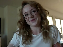 Fingering leads to kinky humping with bubble butt Nikole Nash