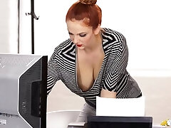 Eye catching crimson haired stunner Kara Carter and her cleverage gonna make you jizz