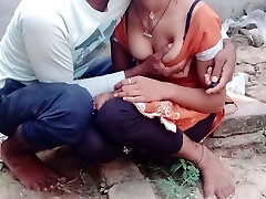Girlfriend fucked privately behind home