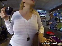 Flashing my figure in public