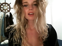 Amateur sweet ash-blonde babe sucking cock