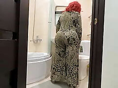 He lifted his microskirt and inserted a dick in mature ass fucking