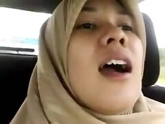 Malaiisch - tudung jahil 1