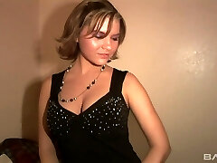 Playful all natural gf Bianca gets rid of jeans to kittle her wet pussy