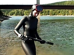 Public amateur poked outdoors before cumshot