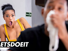 HORNY HOSTEL - Bodacious Ebony Got Her Culo Fucked By BBC Pervert