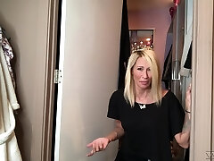 Fucking awesome porno actress Jessica Drake gives an interview