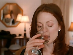 Amanda Seyfried & Julianne Moore - Chloe HD 1080p