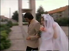 حشری, عروس, سه نفری