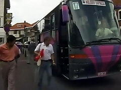 بلژیکی ها در یک هوسران, پارتی, مکیدن و لعنتی دیک