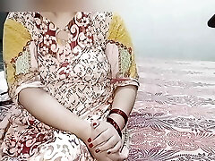 Rahul ne Niko ko uski stepmother ka he Mms flick send kar diya or Niko ne bhe Apne stepmother ko choda, Rahul and Niko part2 ,Desi mom