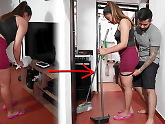 The maid did not expect this to happen to her on her first-ever day at work.