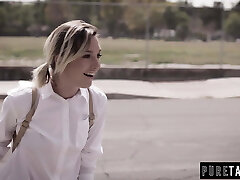 Whitney wright is a nasty teen that will get what she wants