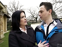 Young dude fucks sex-appeal mature biotch Montse Swinger