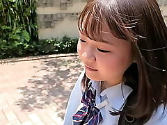 https://bit.ly/3jOP5sJ　ハメ撮り　巨乳JKとおじさんのハメ撮りセックス。ハリのあるおっぱいはもちろんのこと、デカくてドスケベな乳輪もエロい。おっぱいで挟まれてチンポバキバキ。制服を着たままバックでイキまくり。