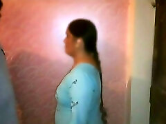 I want to give a blowjob, but my manager fucks the arse